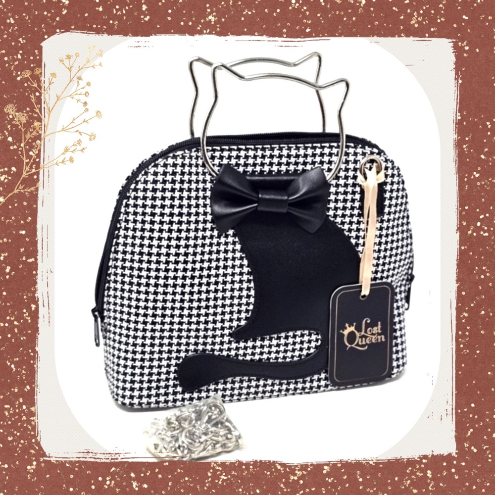 Cat purse by Lost Queen Dixie black cat handbag Nwt Cat head is handles! Final